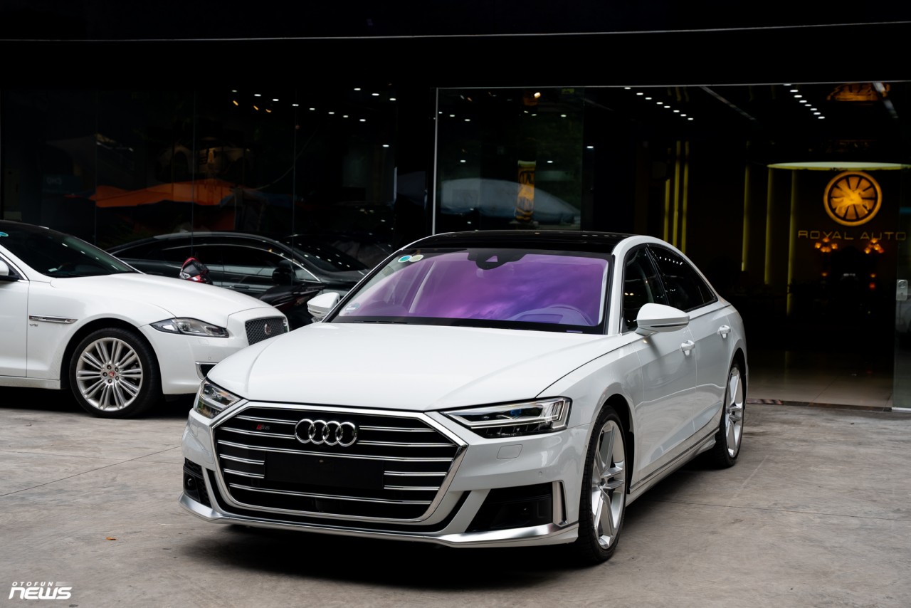 Audi S8 - Siêu sedan mạnh 563 mã lực giá hơn 8 tỷ đồng Audi S8 - Siêu sedan mạnh 563 mã lực giá hơn 8 tỷ đồng