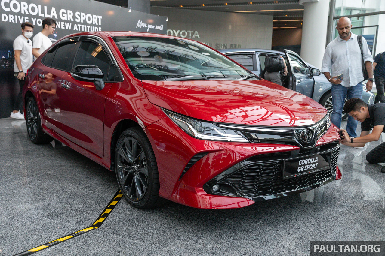 Toyota Corolla GR Sport giá 795 triệu tại Malaysia Toyota Corolla GR Sport giá 795 triệu tại Malaysia