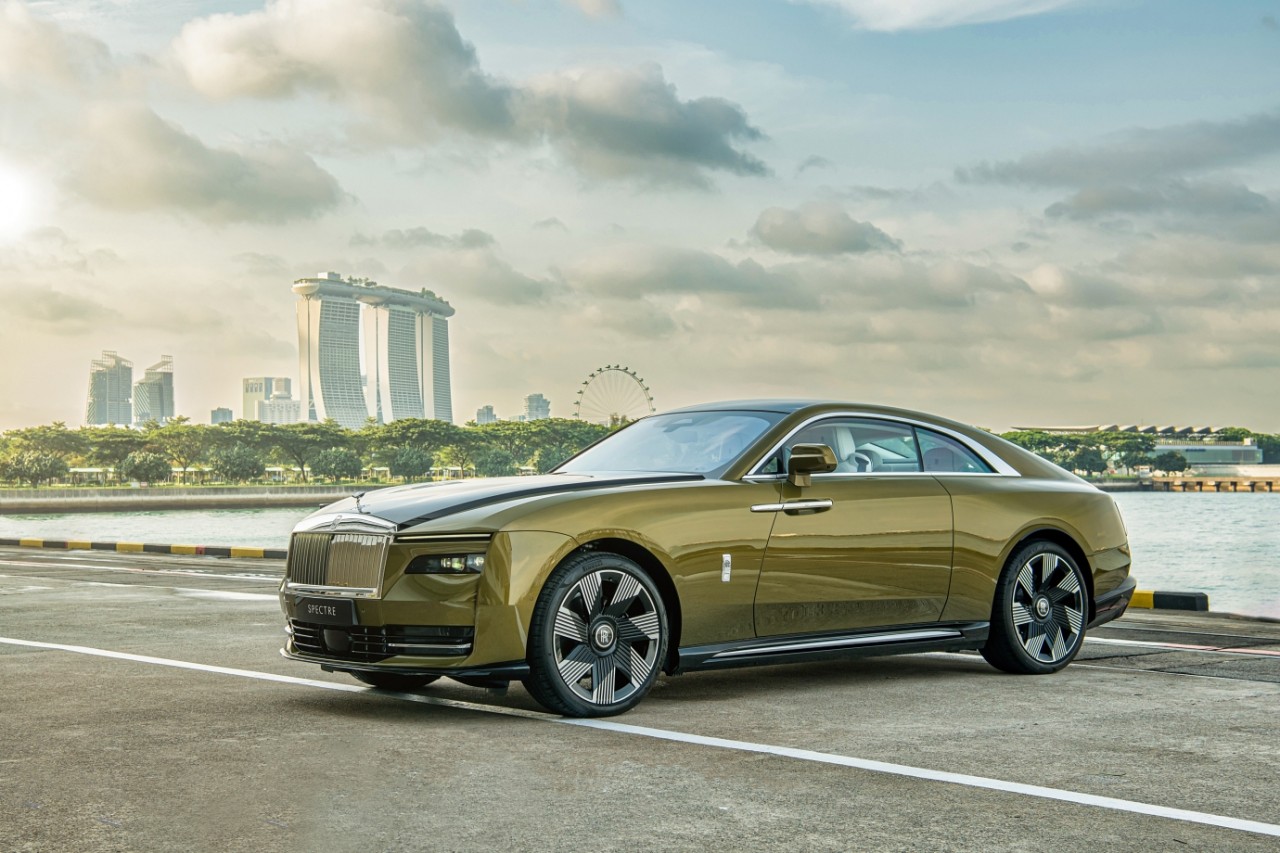 Rolls-Royce Spectre ra mắt Việt Nam vào ngày 12/1, khởi điểm gần 18 tỷ đồng Rolls-Royce Spectre ra mắt Việt Nam vào ngày 12/1, khởi điểm gần 18 tỷ đồng
