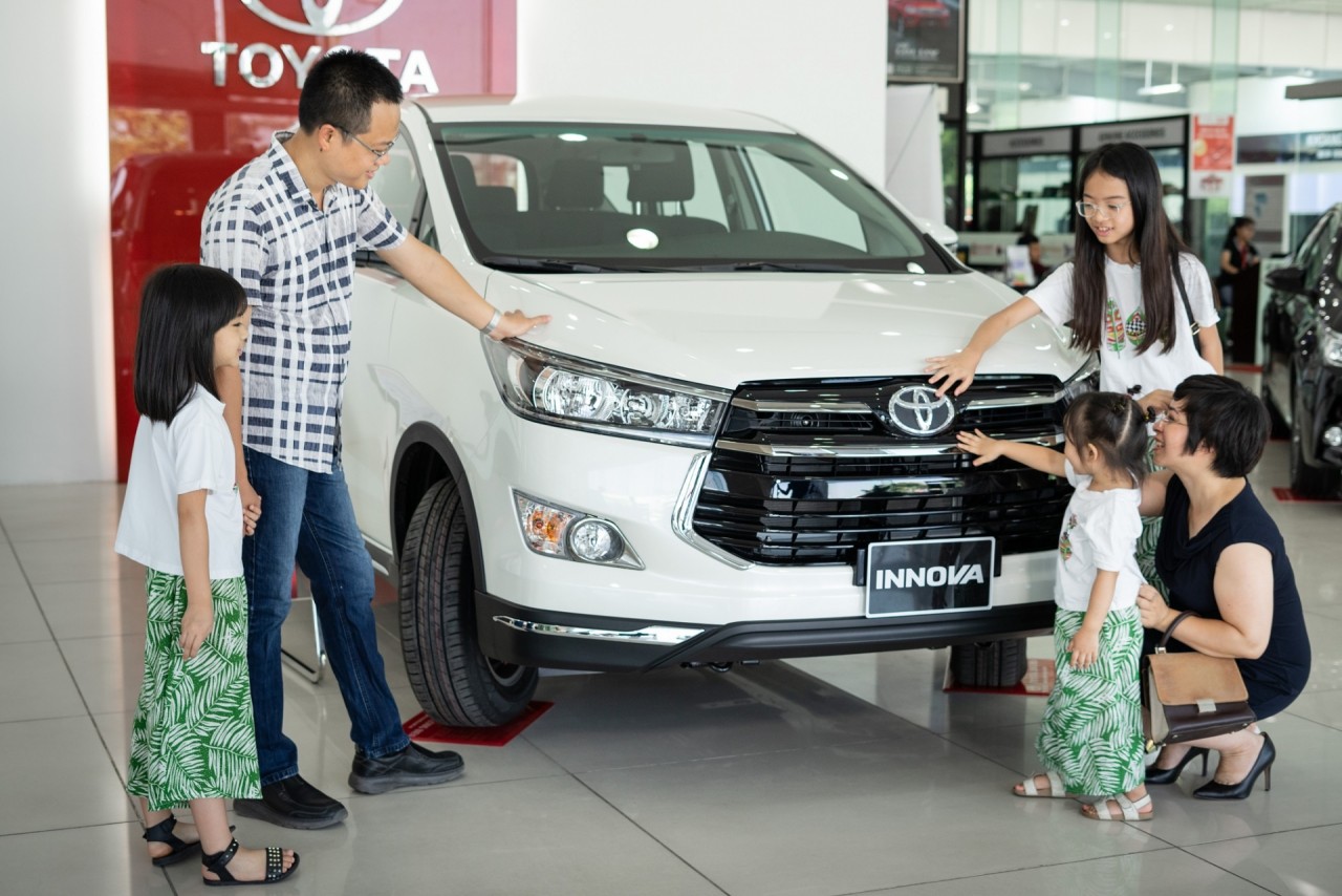 5 lý do các công ty dịch vụ vận chuyển tin dùng Toyota Fortuner và Innova 5 ly do cac cong ty dich vu van chuyen tin dung toyota fortuner va innova