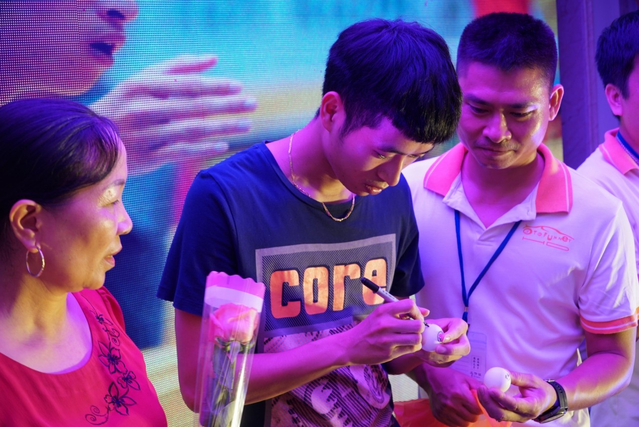 VĐV vô địch bóng bàn 2019 chia sẻ về học bổng từ OF Hải Dương 10 năm trước nha vo dich bong ban quoc gia 2019 chia se ve hoc bong tu of hai duong 10 nam truoc