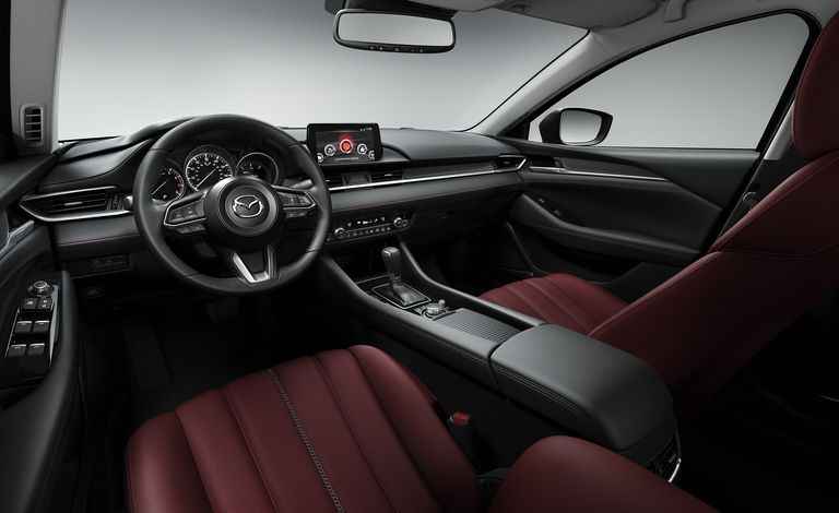 Mazda 6 2021 có giá 24.300 USD tại thị trường Mỹ mazda 6 2021 co gia 24300 usd tai thi truong my