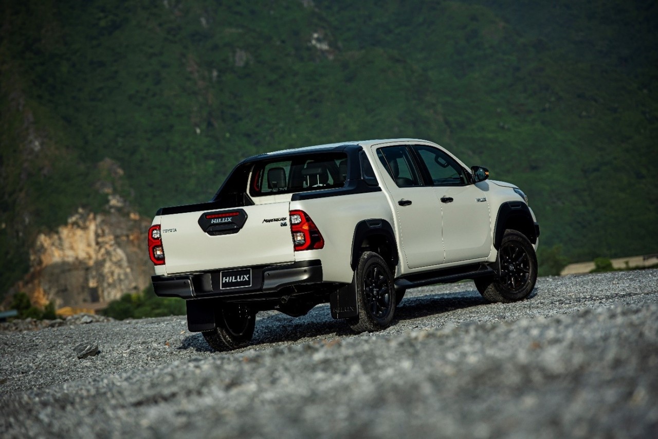Toyota mang công nghệ an toàn hàng đầu vào xe bán tải Hilux 2020 toyota mang cong nghe an toan hang dau vao xe ban tai hilux 2020
