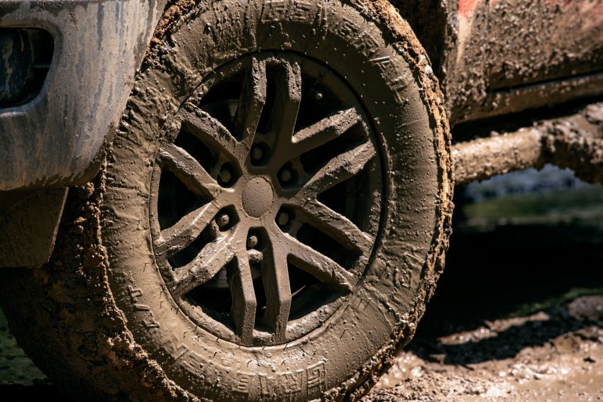 Thêm 100 triệu đồng, Ford Ranger tại Mỹ có thể đi offroad them 100 trieu dong ford ranger tai my co the di offroad khung hon