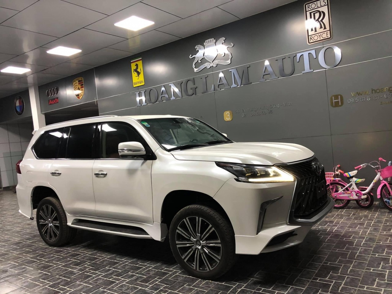 ‘Cải trang’ Lexus LX570 đời cũ trẻ 10 năm tuổi chỉ với 500 triệu đồng cai trang lexus lx570 doi cu tre 10 nam tuoi chi voi 500 trieu dong