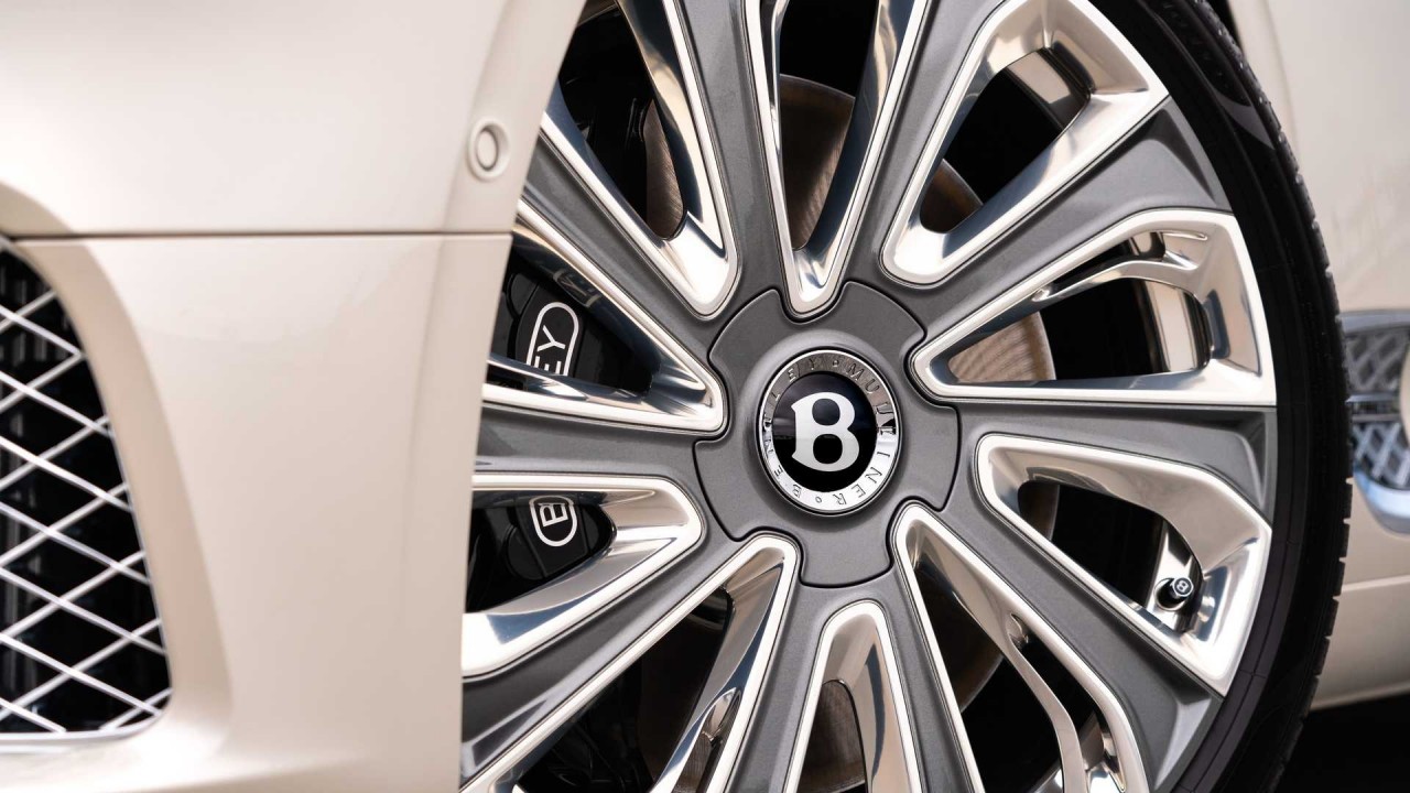 bentley continental gt phien ban mulliner ra mat