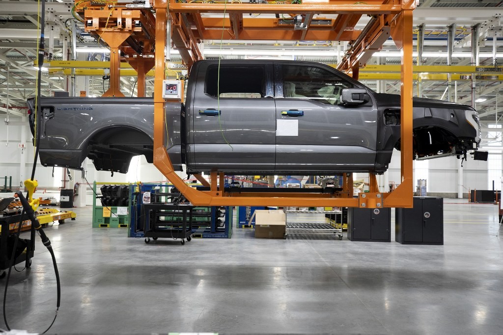 Ford điều chỉnh chiến lược điện hóa thu hẹp xe thuần điện tăng tốc hybrid và EREV Ford điều chỉnh chiến lược điện hóa thu hẹp xe thuần điện tăng tốc hybrid và EREV