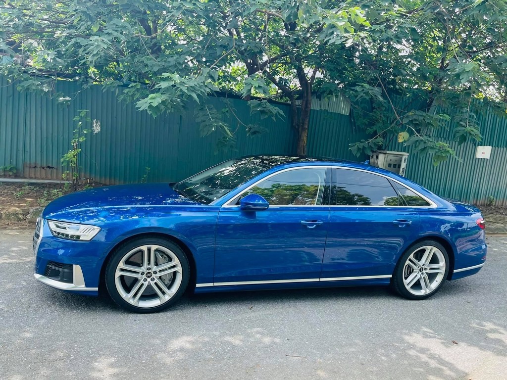 Hàng hiếm Audi S8 2021 xuất hiện tại Việt Nam Hàng hiếm Audi S8 2021 xuất hiện tại Việt Nam