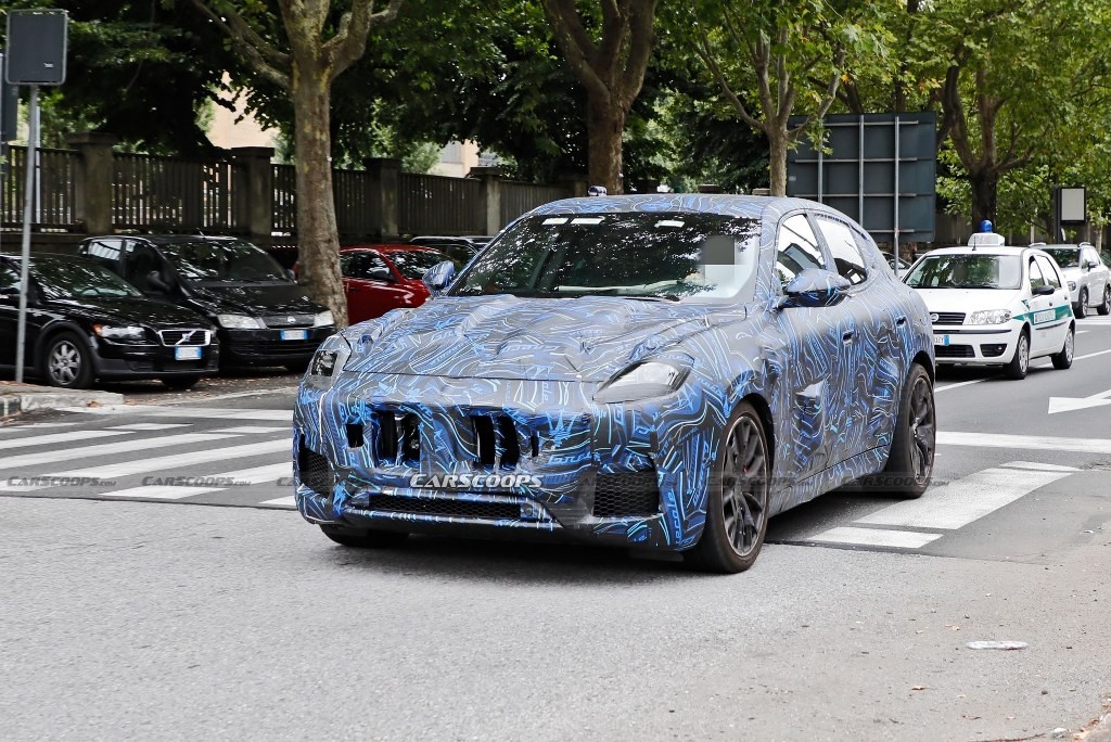 SUV cỡ nhỏ Maserati Grecale xuất hiện trước ngày ra mắt