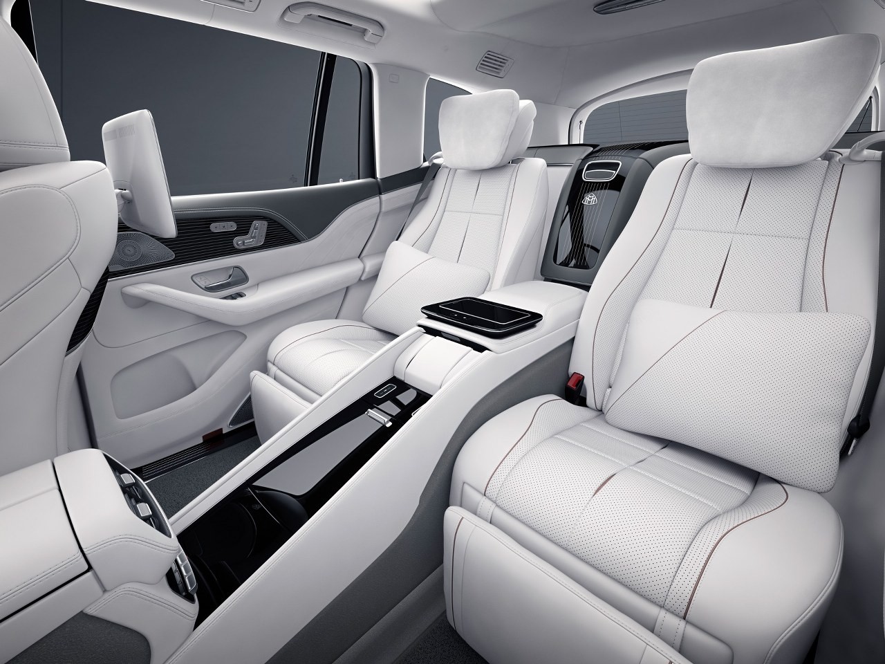 Maybach GLS và Maybach S-Class phiên bản giới hạn 100 năm Maybach GLS và Maybach S Class phiên bản giới hạn 100 năm