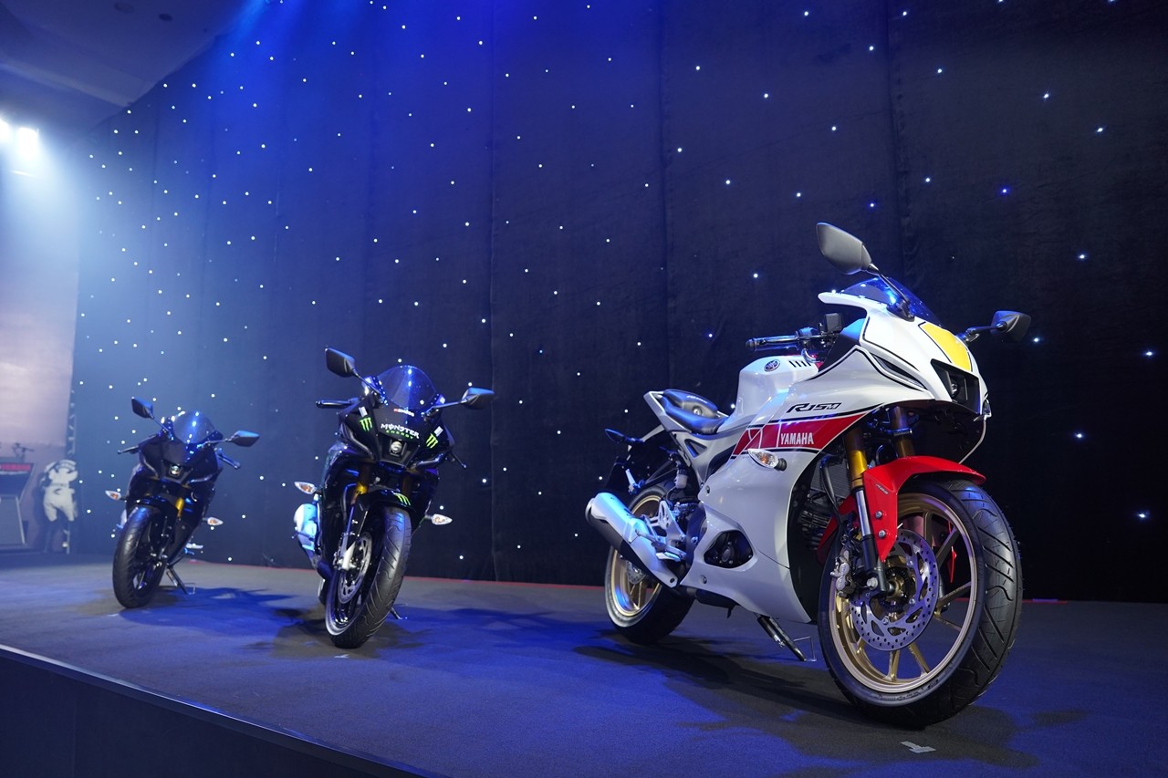Yamaha R15 hoàn toàn mới – thống lĩnh đường phố Yamaha R15 hoàn toàn mới – thống lĩnh đường phố