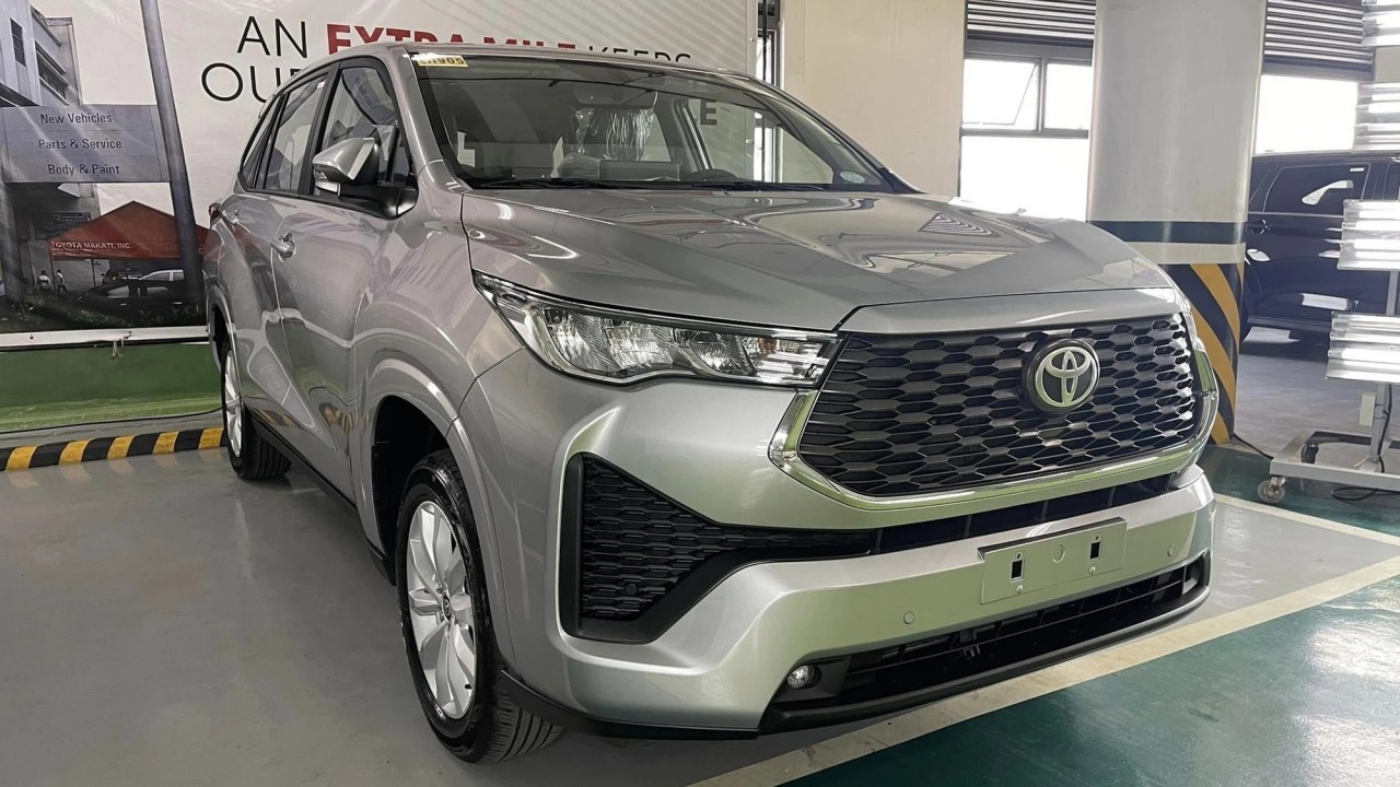 Toyota Innova Cross ra mắt ngày 12/10 tới đây