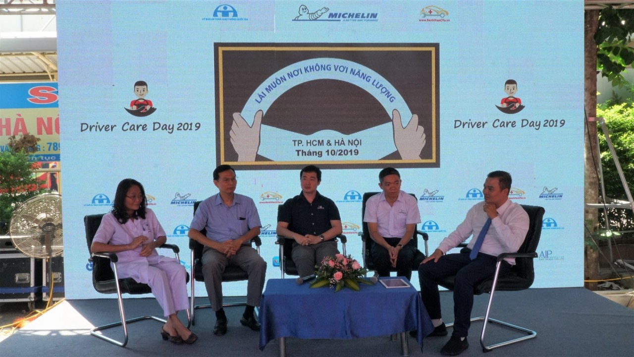 Gần 1000 tài xế được chăm sóc miễn phí ngay tại bến xe gan 1000 tai xe duoc cham soc mien phi ngay tai ben xe