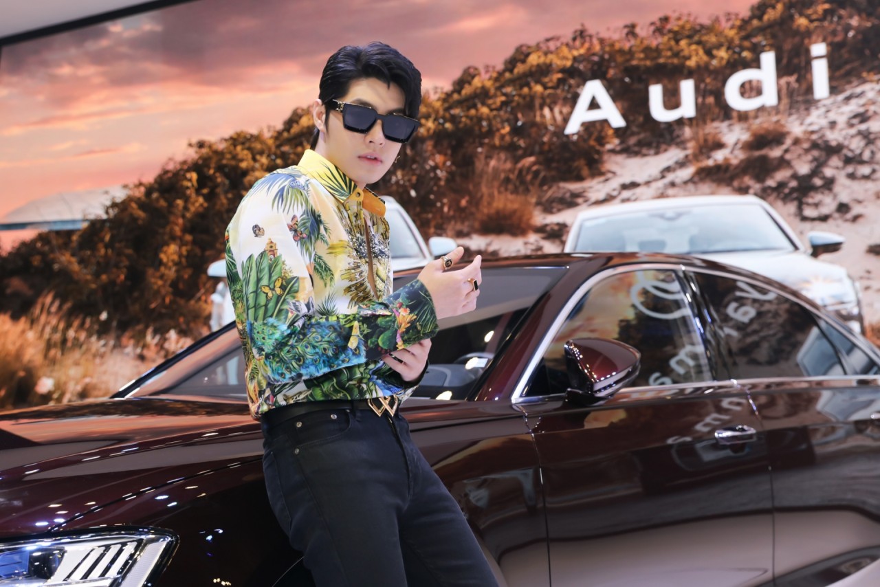 Sao Việt hứng thú tham quan gian hàng Audi tại VMS 2019 sao viet hung thu tham quan gian hang audi tai vms 2019