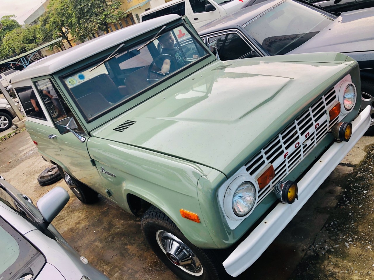 Khám phá hàng độc Ford Bronco sản xuất năm 1970 kha m pha ha ng do c ford bronco sa n xua t nam 1970