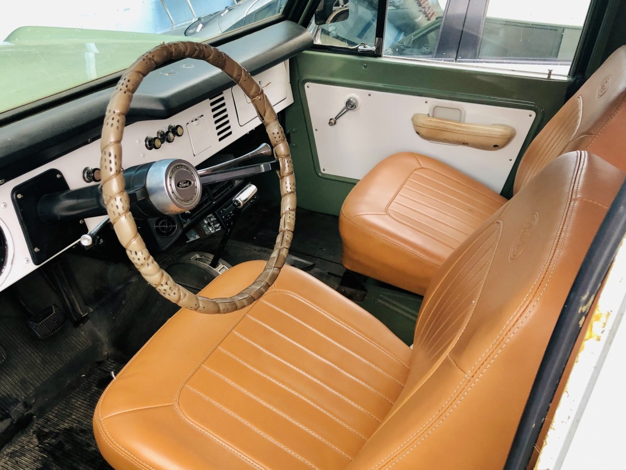 Khám phá hàng độc Ford Bronco sản xuất năm 1970 kha m pha ha ng do c ford bronco sa n xua t nam 1970