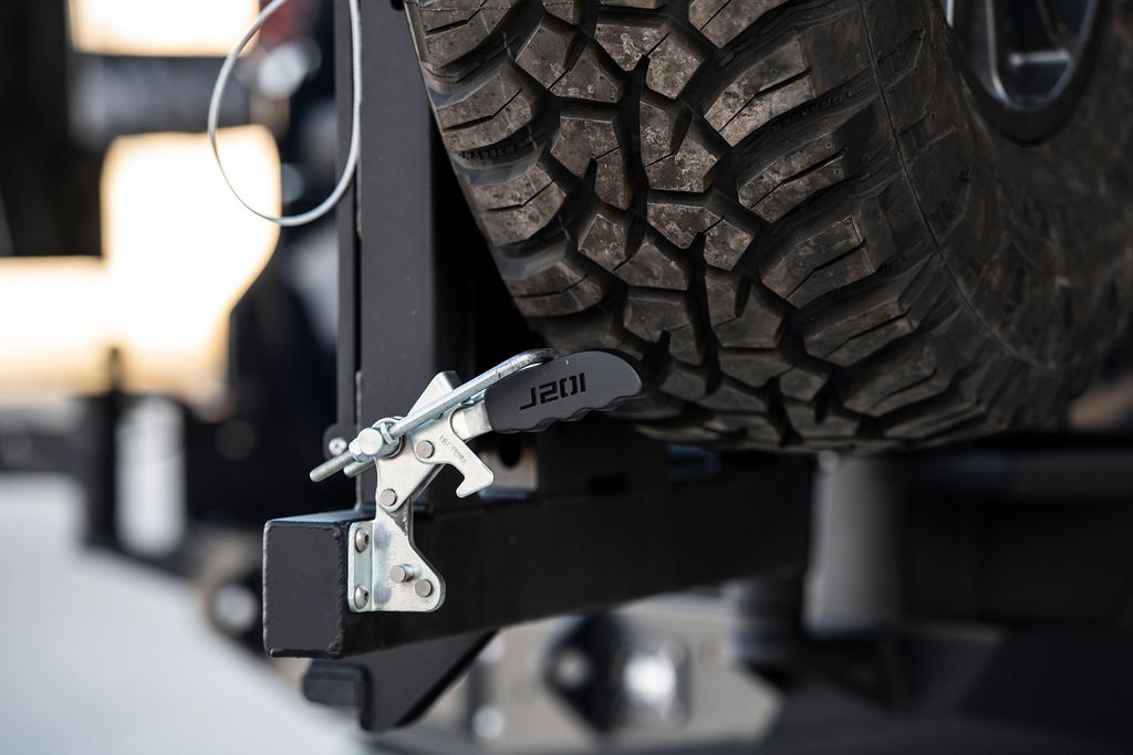 Lexus LX570 phiên bản offroad mạnh 550 mã lực lexus lx570 phien ba n offroad ma nh 550 ma lu c