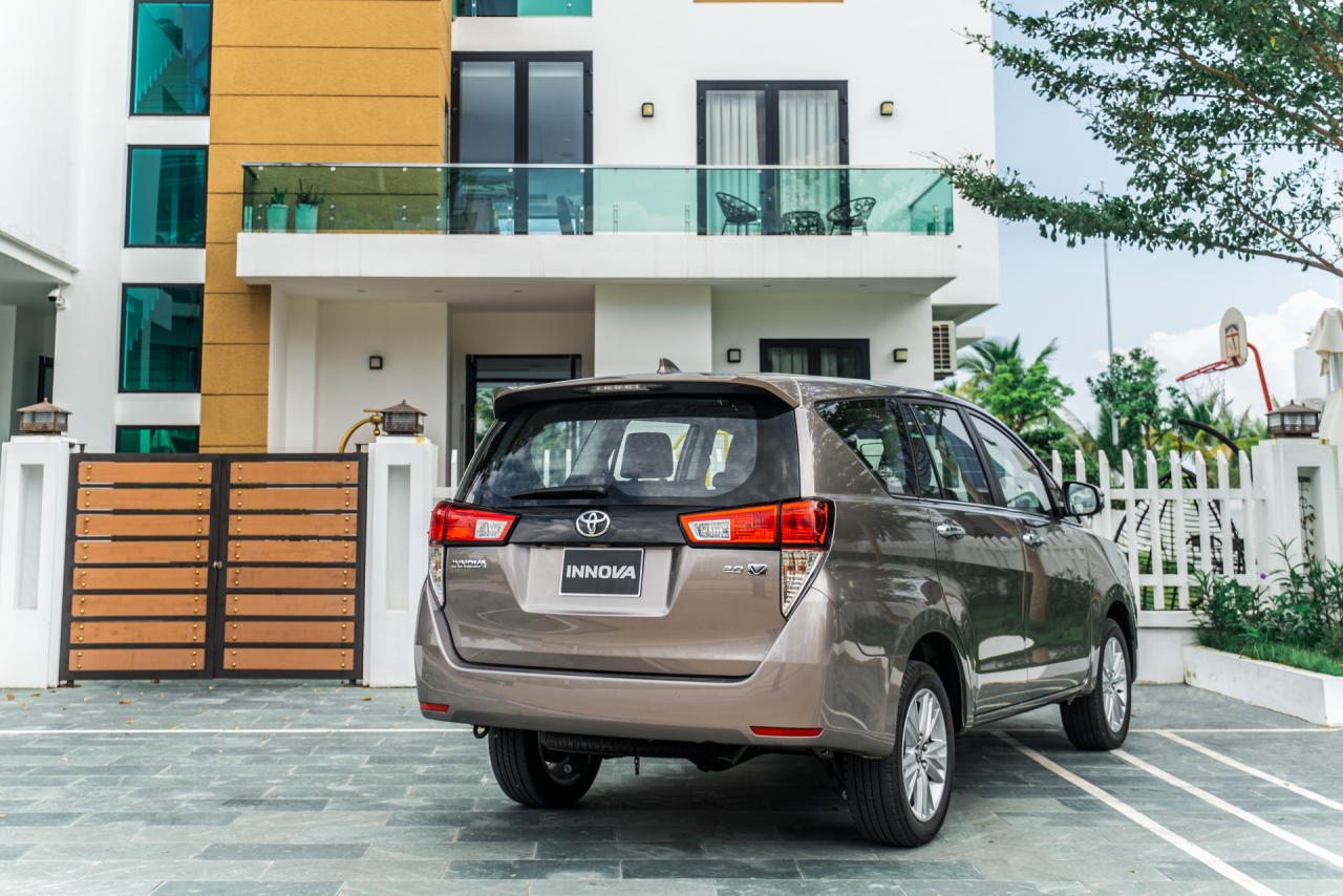 toyota innova mo i co gi de ca nh tranh phan khu c mpv