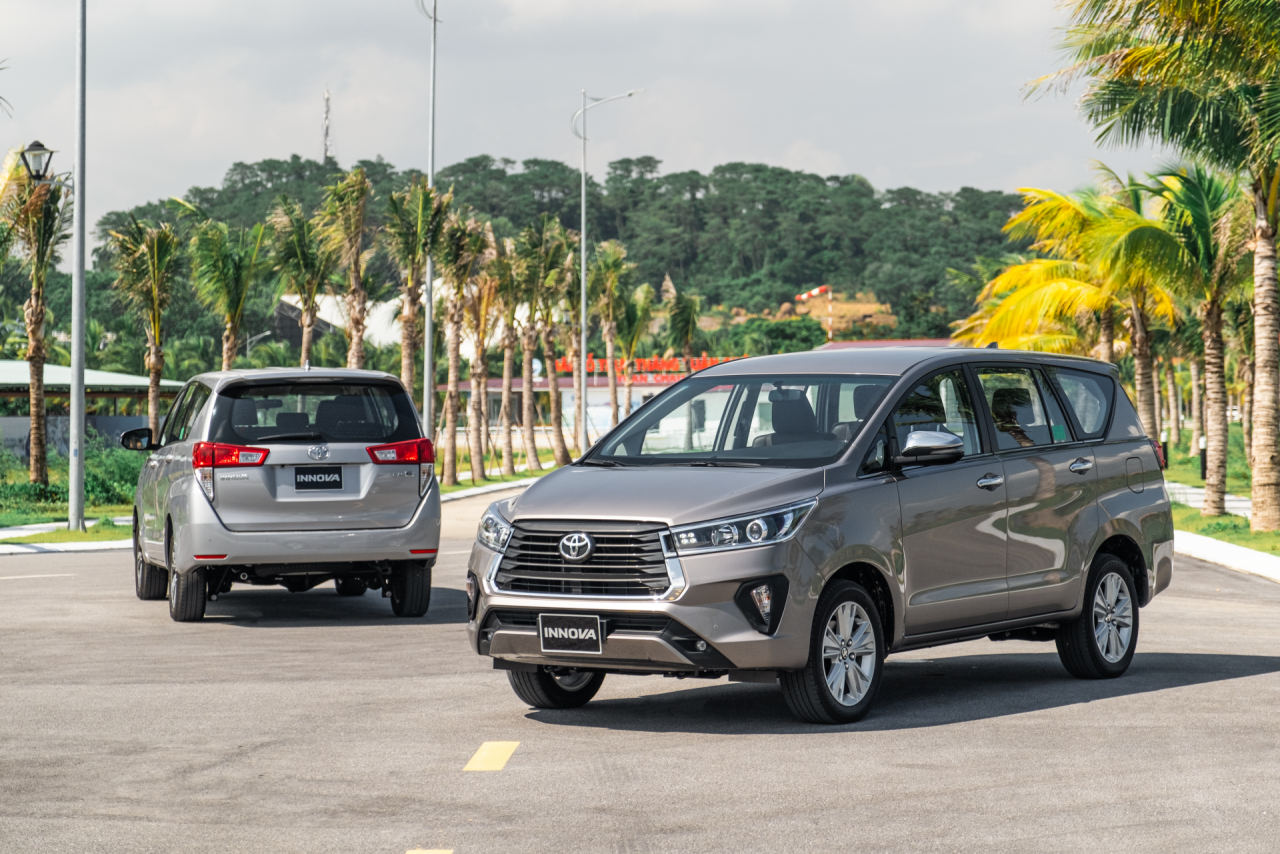 Tháng 11: Mitsubishi Xpander bỏ xa các đối thủ với 2300 xe được bán ra Tháng 11: Mitsubishi Xpander bỏ xa các đối thủ với 2300 xe được bán ra