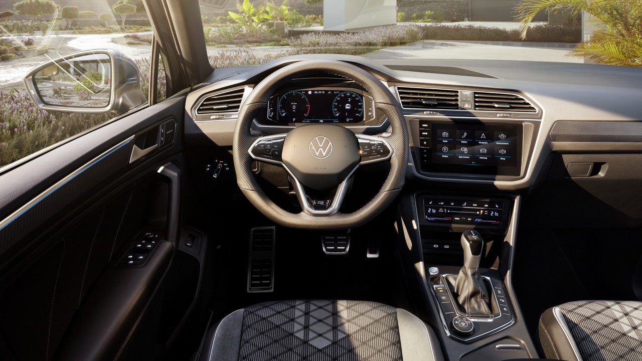 Volkswagen Tiguan mới ra mắt tại Anh volkswagen tiguan mo i ra ma t ta i anh