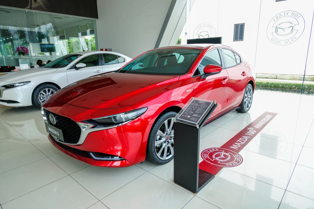 can canh mazda3 phien ban ky niem 100 nam tai viet nam