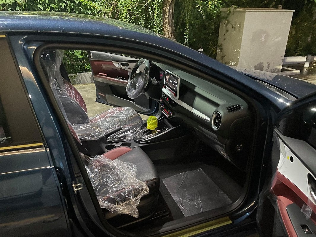 Kia K3 về đại lý, chờ đến tay khách hàng