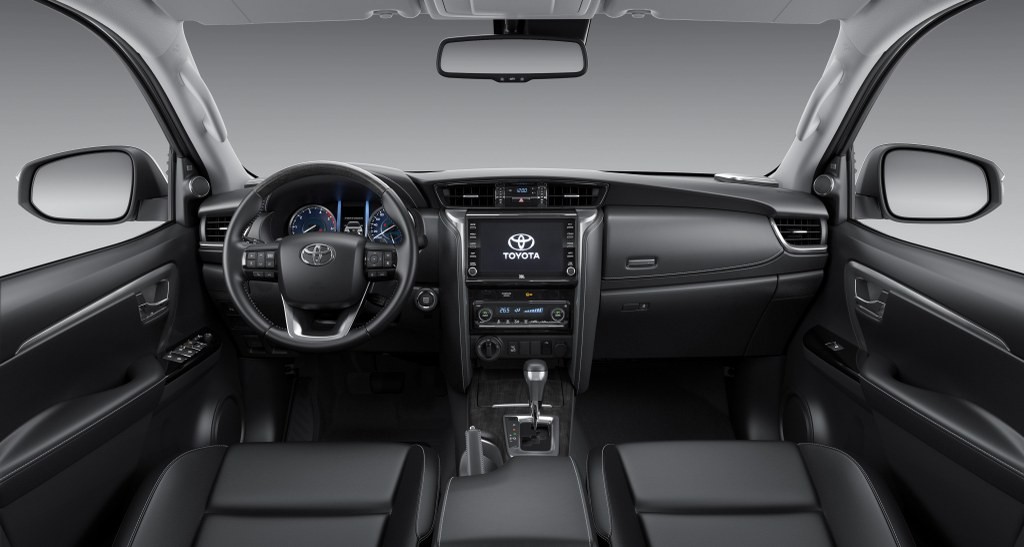 Toyota giới thiệu Fortuner 2021, giá tăng nhẹ Toyota giới thiệu Fortuner 2021, giá tăng nhẹ