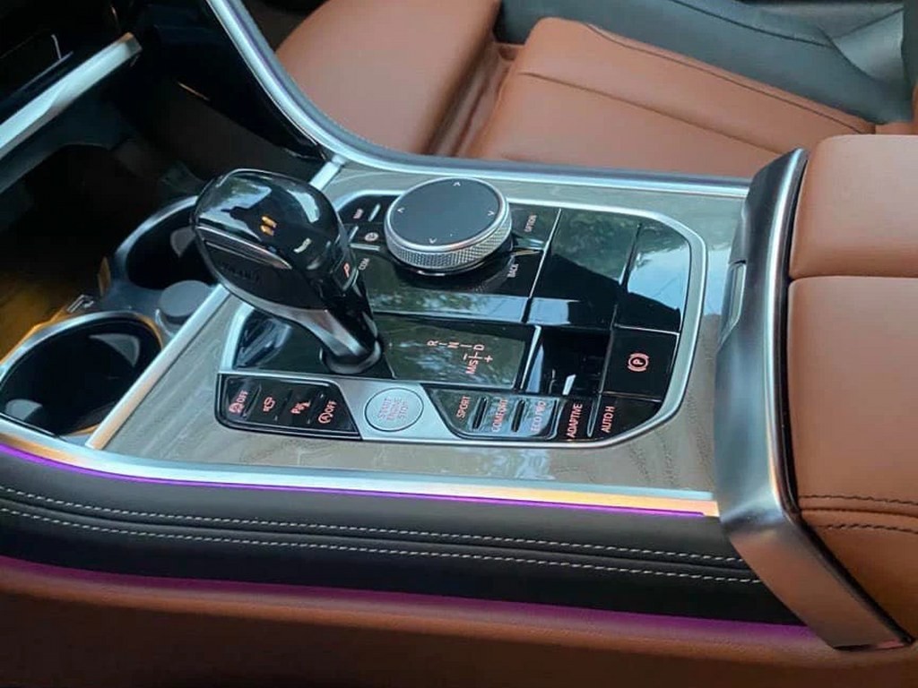 BMW 840i đầu tiên về nước