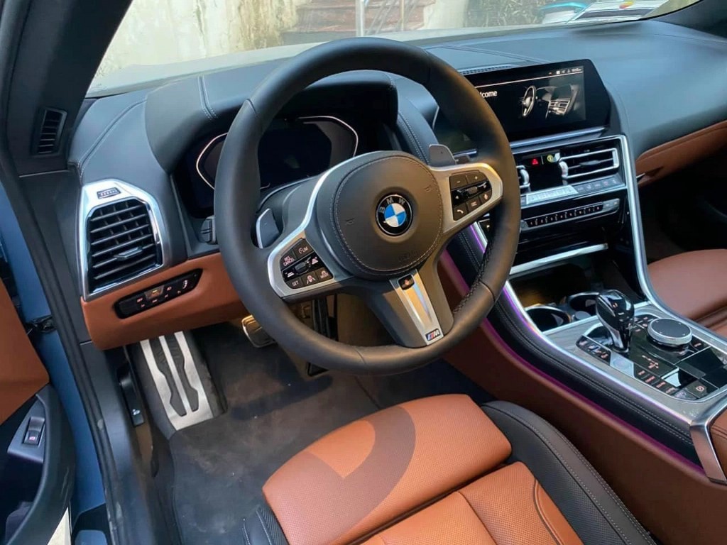 BMW 840i đầu tiên về nước