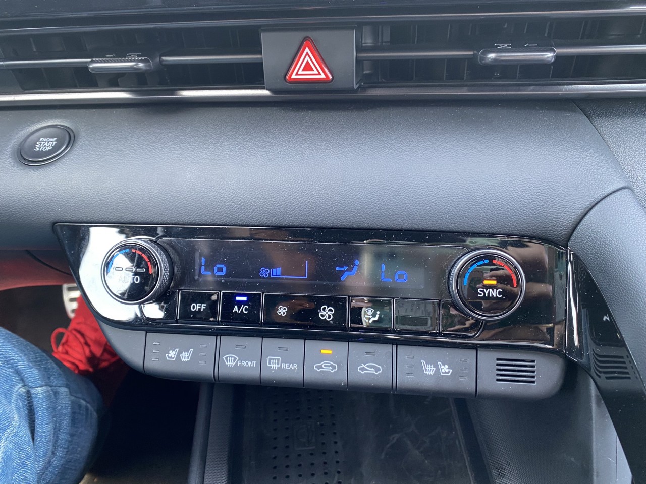 Đánh giá nhanh Hyundai Elantra vừa ra mắt tại Việt Nam Đánh giá nhanh Hyundai Elantra vừa ra mắt tại Việt Nam