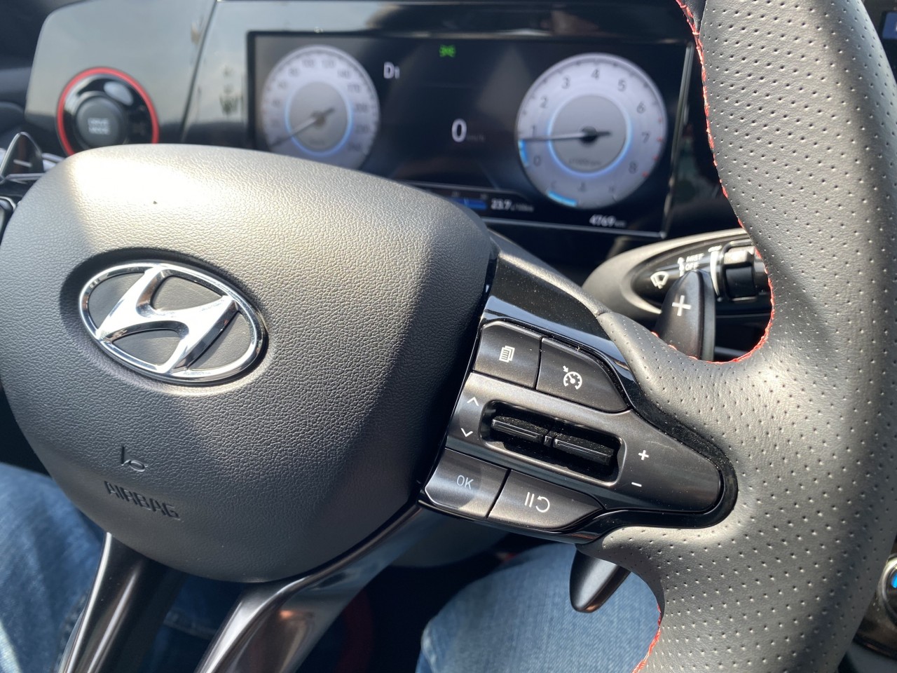 Đánh giá nhanh Hyundai Elantra vừa ra mắt tại Việt Nam Đánh giá nhanh Hyundai Elantra vừa ra mắt tại Việt Nam