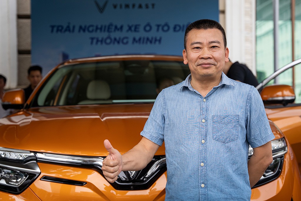 Người Sài Gòn lái thử VinFast VF8: “Đáng mua nhất trong tầm giá 1 tỷ đồng!” Người Sài Gòn lái thử VinFast VF8: “Đáng mua nhất trong tầm giá 1 tỷ đồng!”