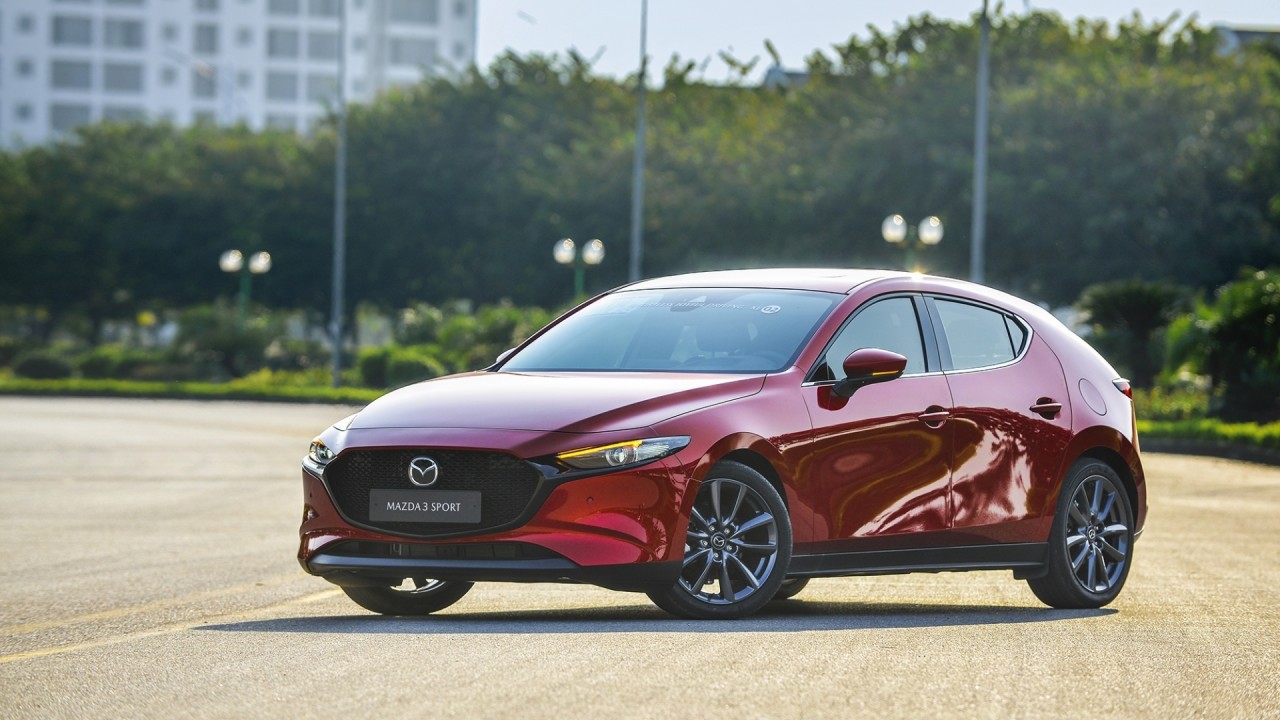 mazda 3 hyundai sonata duoc de cu la xe cua nam 2020