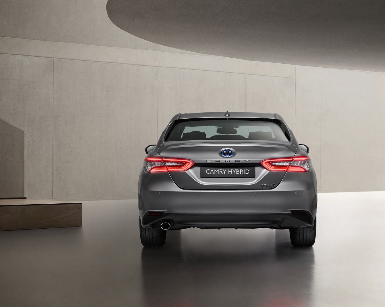 Khám phá Toyota Camry hybrid phiên bản nâng cấp tại châu Âu Khám phá Toyota Camry hybrid phiên bản nâng cấp tại châu Âu