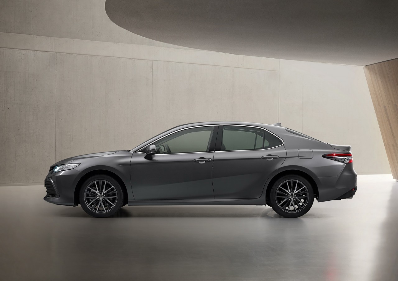Khám phá Toyota Camry hybrid phiên bản nâng cấp tại châu Âu Khám phá Toyota Camry hybrid phiên bản nâng cấp tại châu Âu