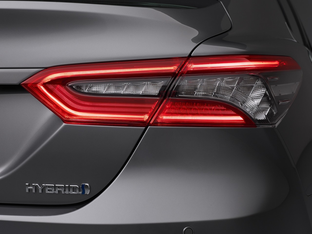 Khám phá Toyota Camry hybrid phiên bản nâng cấp tại châu Âu Khám phá Toyota Camry hybrid phiên bản nâng cấp tại châu Âu