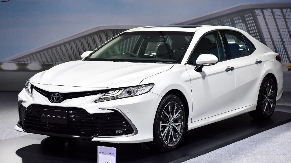 Toyota Camry rộng cửa về nhất phân khúc sedan cỡ D năm 2022