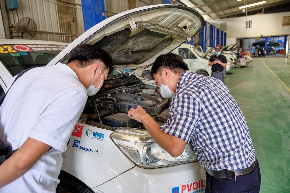 Trải nghiệm Dịch vụ kiểm tra miễn phí khi mua xe tại Oto.com.vn Trải nghiệm Dịch vụ kiểm tra miễn phí khi mua xe tại Oto.com.vn