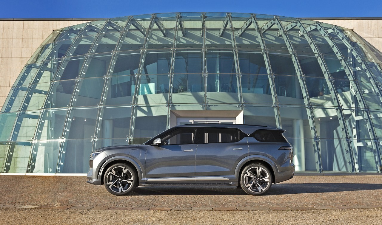 Chi tiết SUV chạy điện cỡ lớn VinFast VF e36