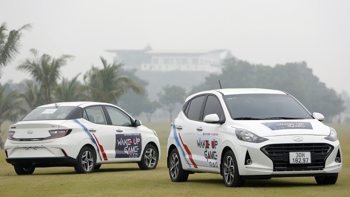 Tháng 11/2021, Hyundai Grand i10 bám sát VinFast Fadil về doanh số trong phân khúc A