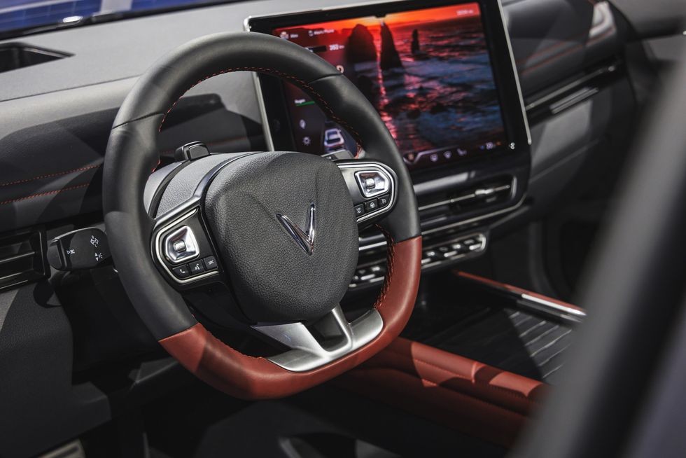 Cận cảnh nội thất VinFast VF7 tại Los Angeles Auto Show 2022 Cận cảnh nội thất VinFast VF7 tại Los Angeles Auto Show 2022