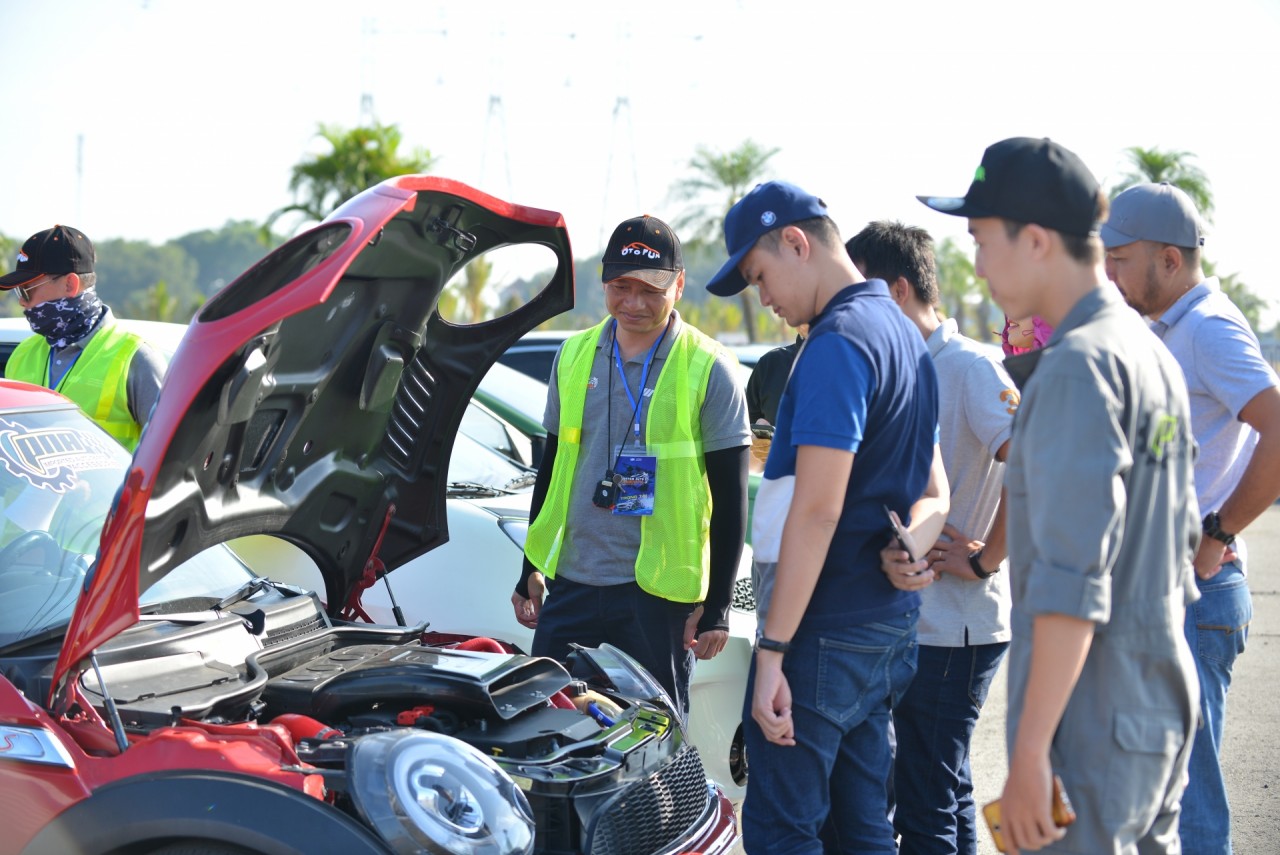 vong loai auto gymkhana mien nam chinh thuc khoi tranh