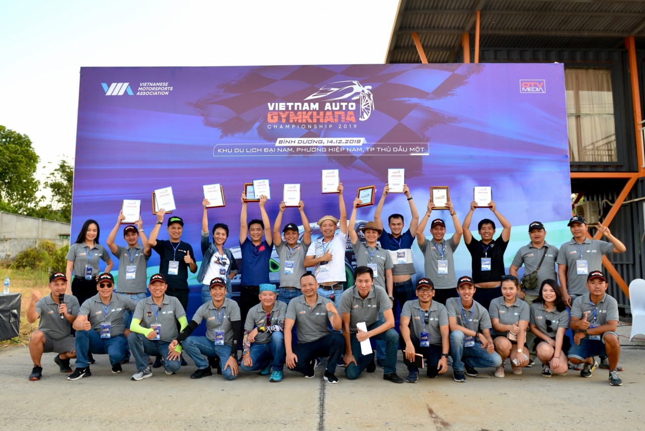 Các tay đua phía Nam quyết giành giải tại Gymkhana Otofun Championship 2020 (GOC) cac tay dua phia nam quyet gianh giai tai gymkhana otofun championship 2020 goc
