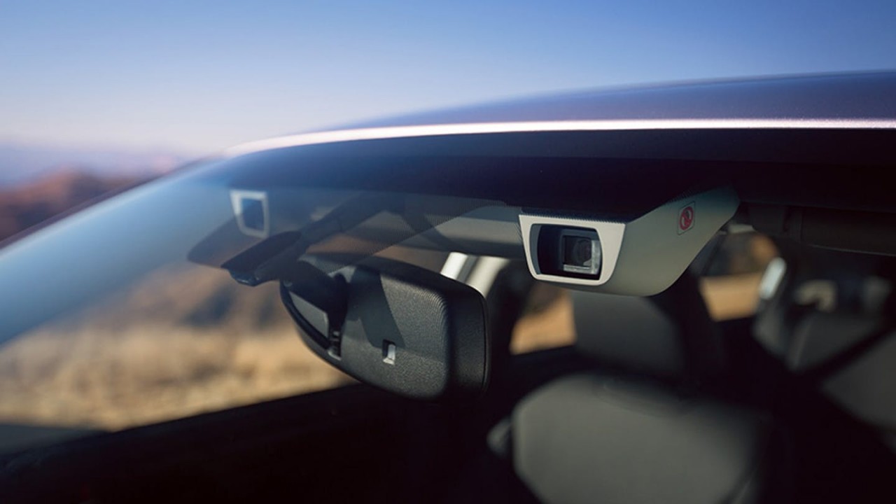 Khám phá “Mắt thần” EyeSight trên xe Subaru kham pha mat than eyesight tren xe subaru