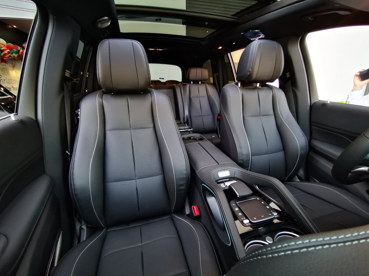 Cận cảnh Mercedes-Benz GLS450 trang bị gói tùy chọn hơn 1 tỷ đồng Cận cảnh Mercedes Benz GLS450 trang bị gói tùy chọn hơn 1 tỷ đồng
