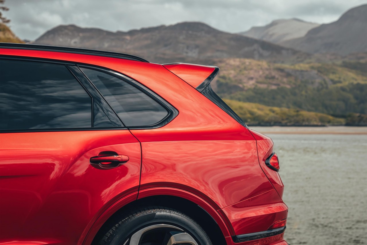Bentley Việt Nam nhận đặt hàng Bentayga S 2022 chính hãng giá từ 17 tỷ đồng Bentley Việt Nam nhận đặt hàng Bentayga S 2022 chính hãng giá từ 17 tỷ đồng