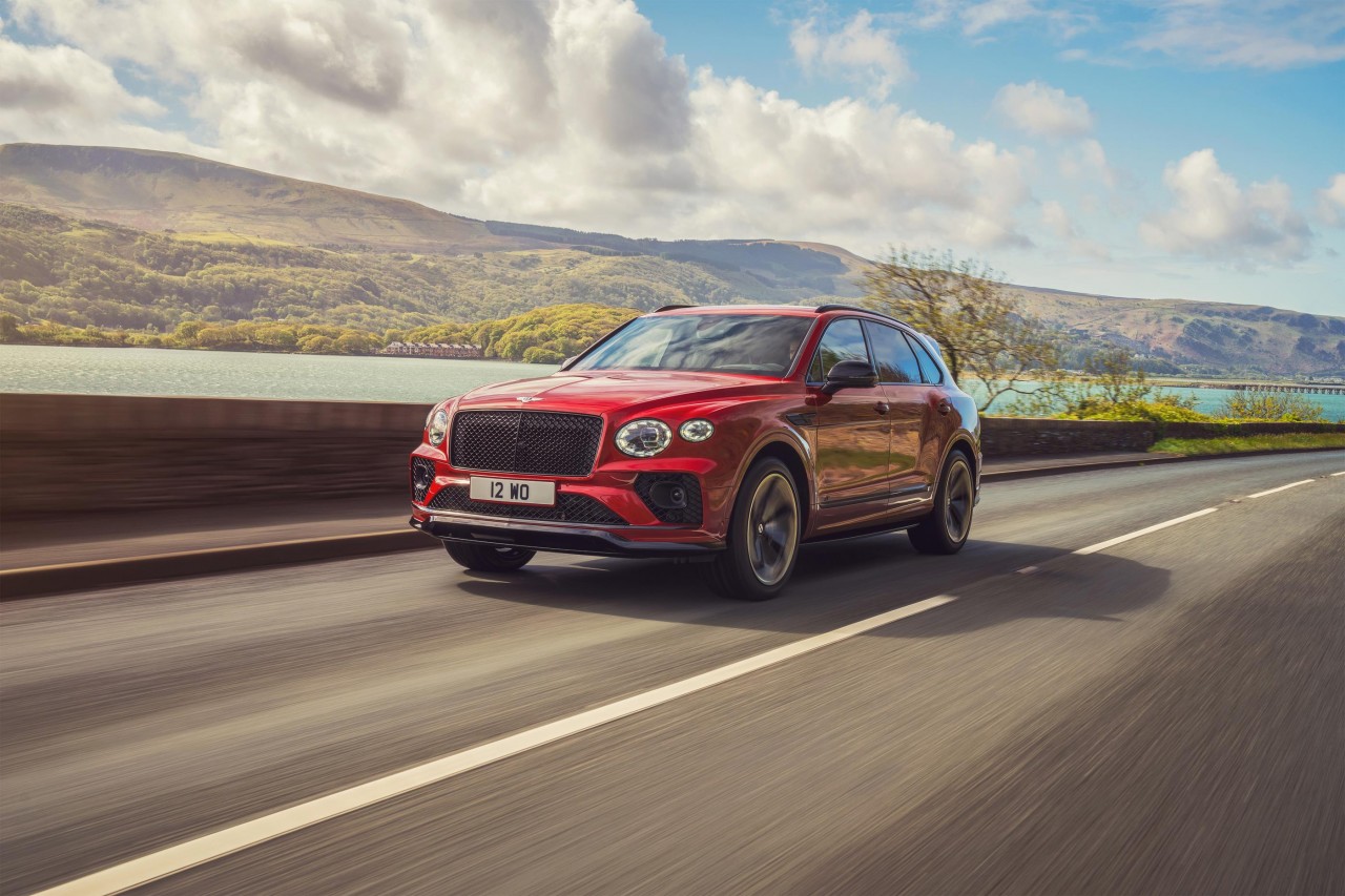 Bentley Việt Nam nhận đặt hàng Bentayga S 2022 chính hãng giá từ 17 tỷ đồng Bentley Việt Nam nhận đặt hàng Bentayga S 2022 chính hãng giá từ 17 tỷ đồng
