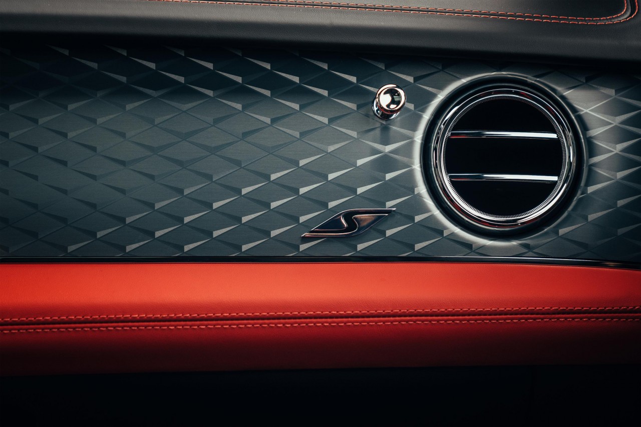 Bentley Việt Nam nhận đặt hàng Bentayga S 2022 chính hãng giá từ 17 tỷ đồng Bentley Việt Nam nhận đặt hàng Bentayga S 2022 chính hãng giá từ 17 tỷ đồng