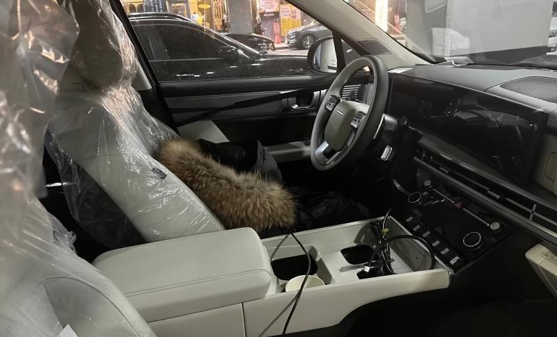 Lộ nội thất Hyundai SantaFe thế hệ mới Lộ nội thất Hyundai SantaFe thế hệ mới