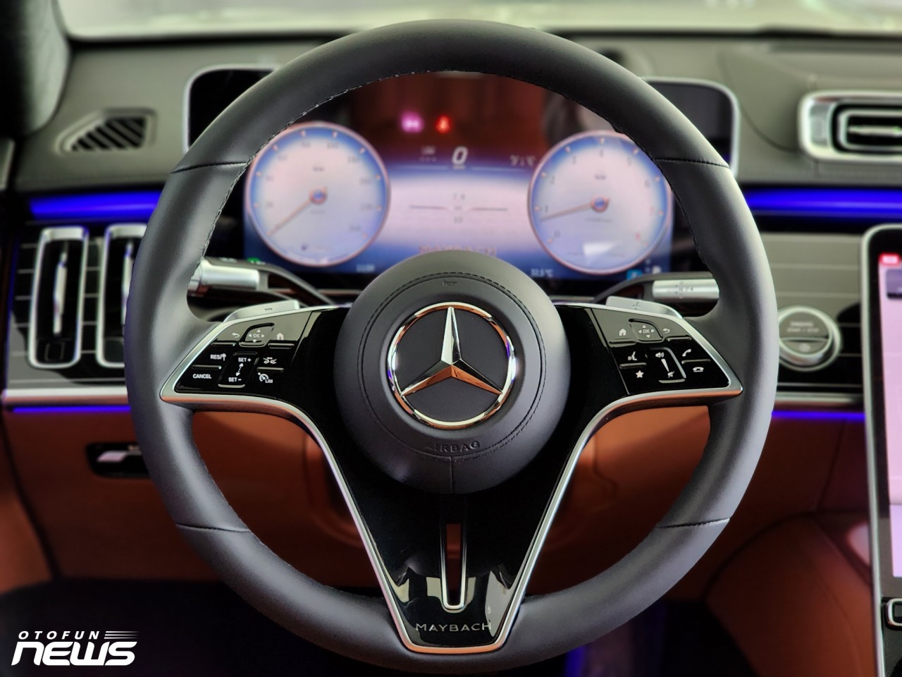 Cận cảnh Mercedes-Maybach S450 đầu tiên Việt Nam giá 8,2 tỷ đồng Cận cảnh Mercedes Maybach S450 đầu tiên Việt Nam giá 8,2 tỷ đồng